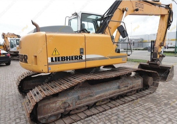 Liebherr R900 [1]