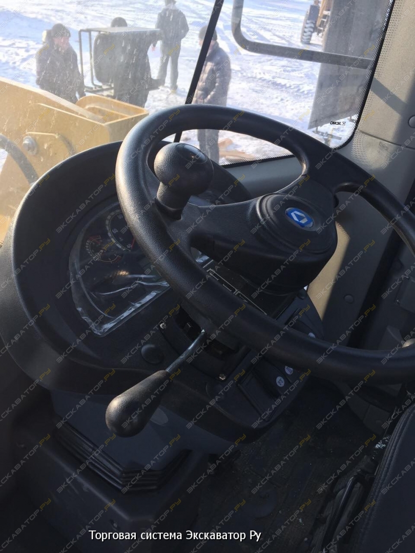 XCMG LW300F [12]