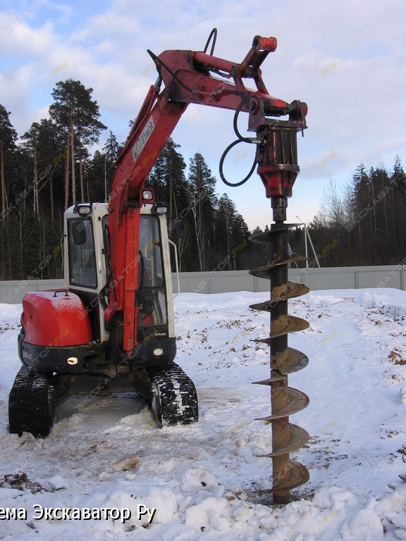 Takeuchi TB 138FR [2]