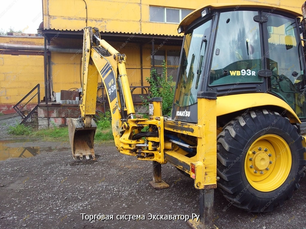 Komatsu WB93R [1]
