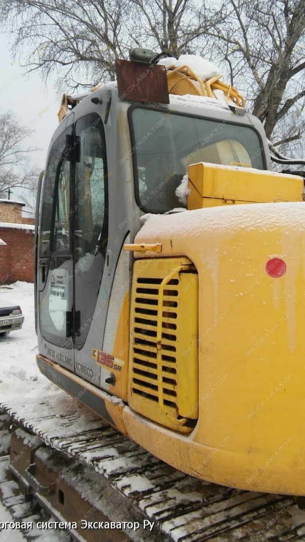 New Holland E135SRL [3]
