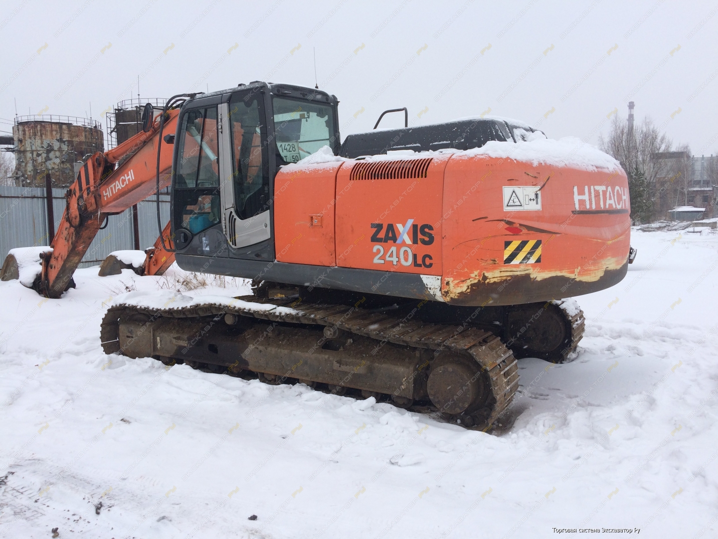 Hitachi ZX 240LCH [2]