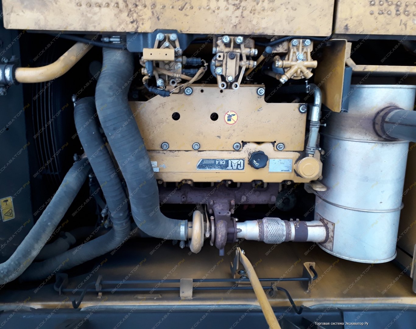 Caterpillar 320D [6]