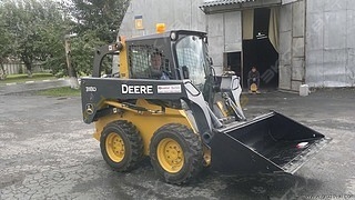 Deere 318D [1]