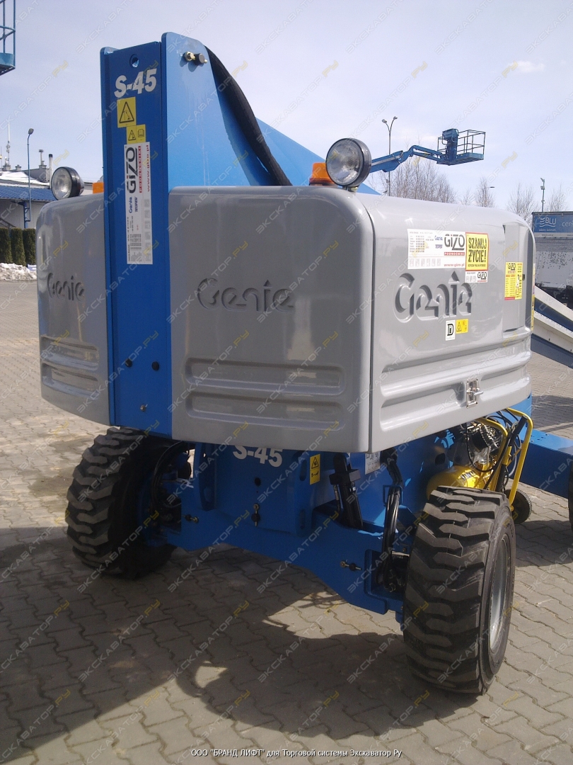 Genie S-45 [2]