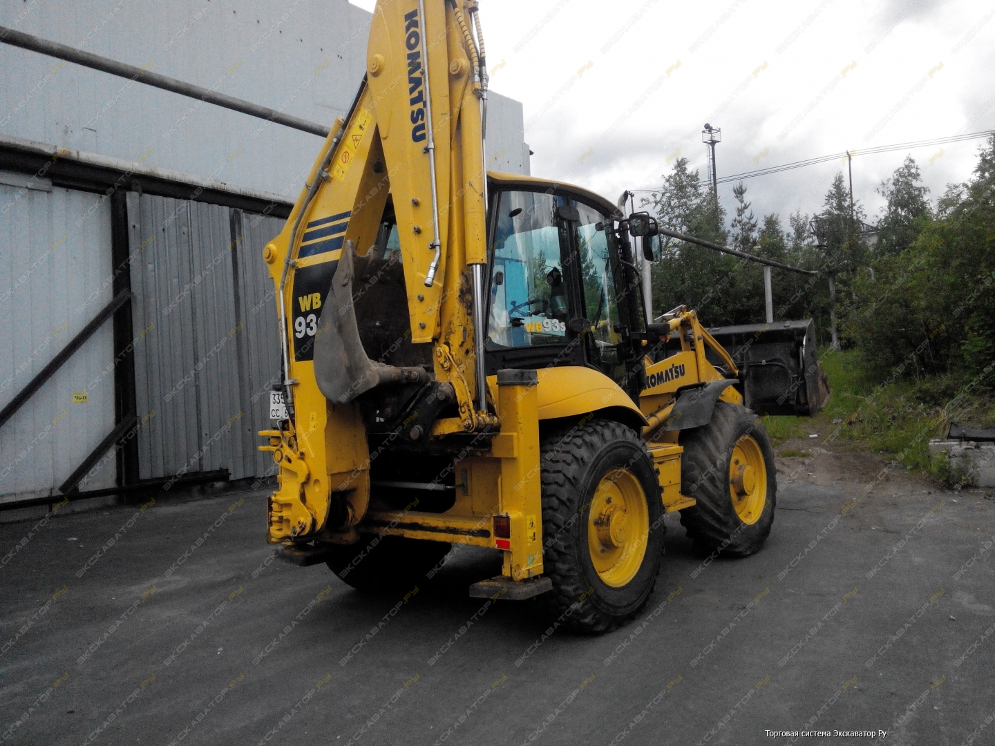 Komatsu WB93S-5 [1]