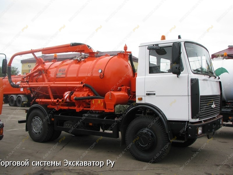 Коммаш (Арзамас) КО-524 на шасси МАЗ-5337А2 [1]