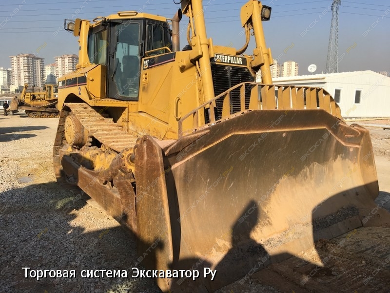 Caterpillar D8T [4]