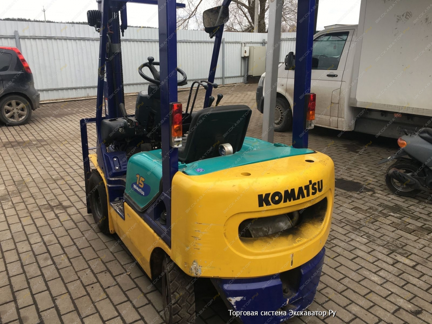 Komatsu FD15C-20 [3]