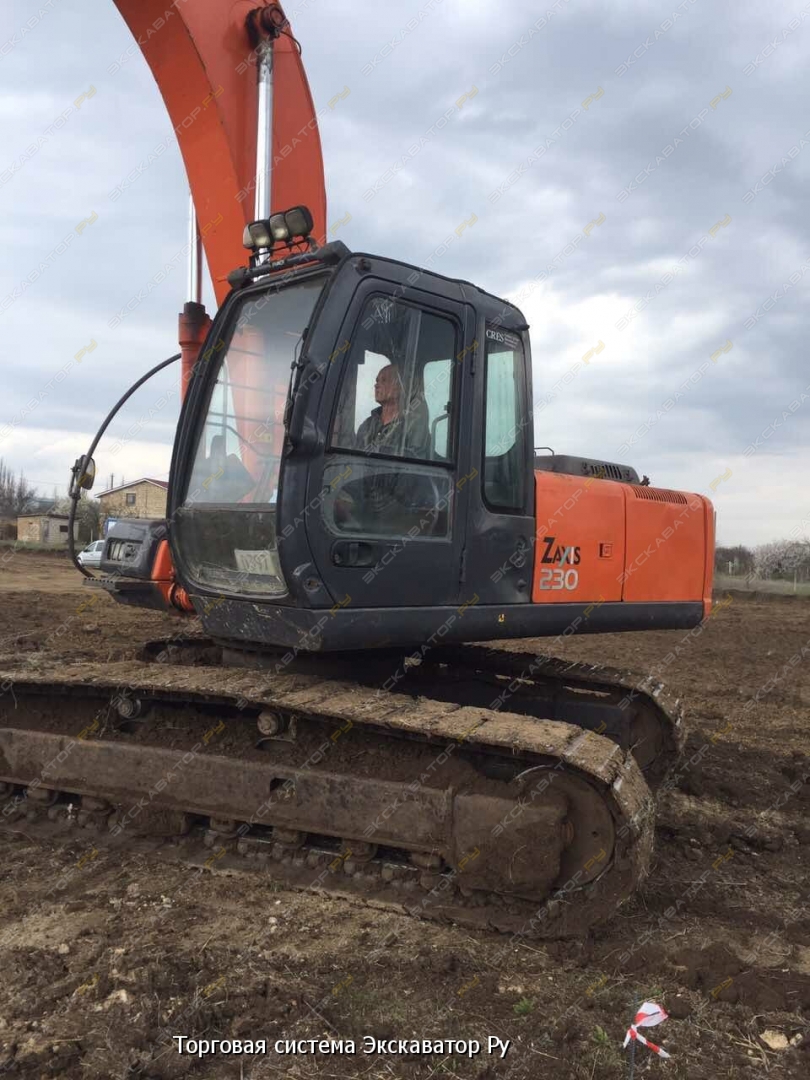 Hitachi ZX 230 [1]