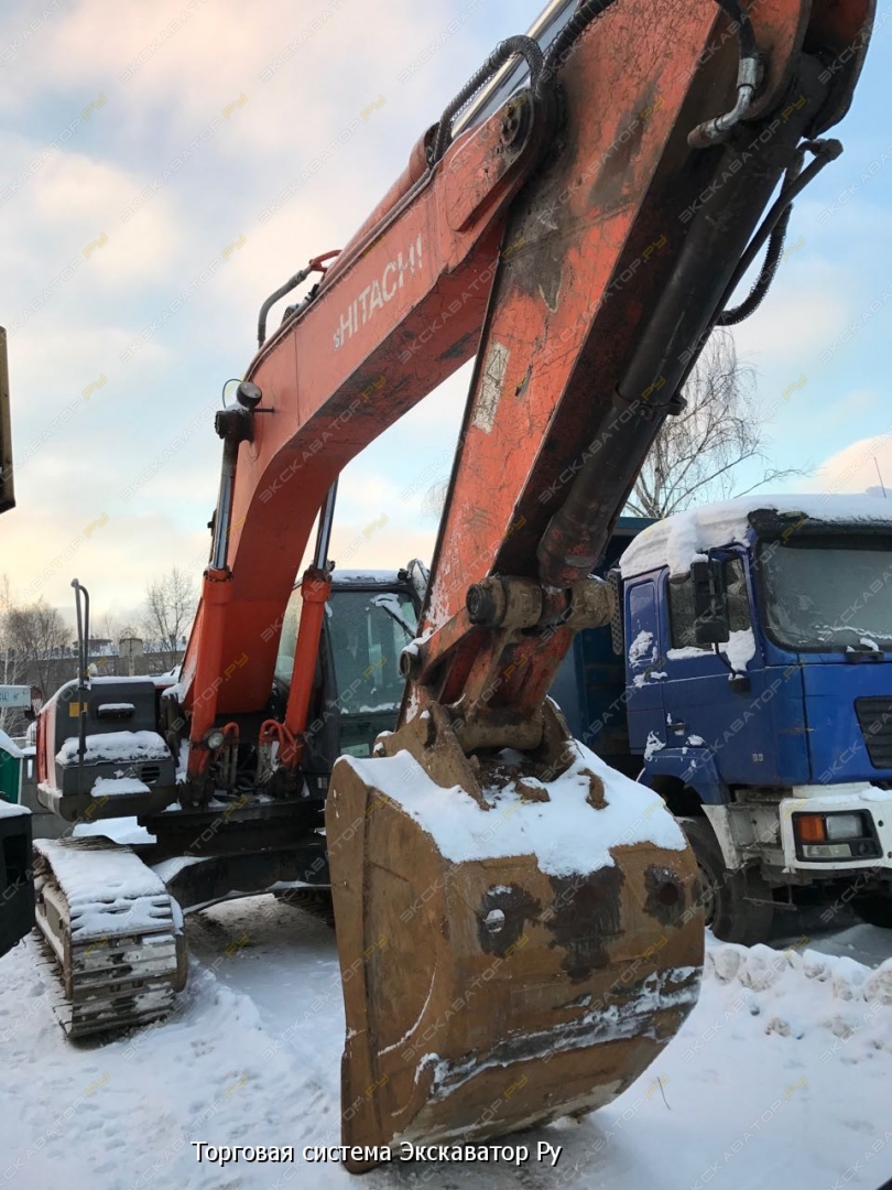 Hitachi ZX 330LC [4]