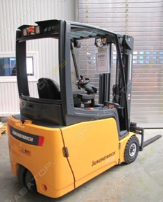 Jungheinrich EFG 215 [1]