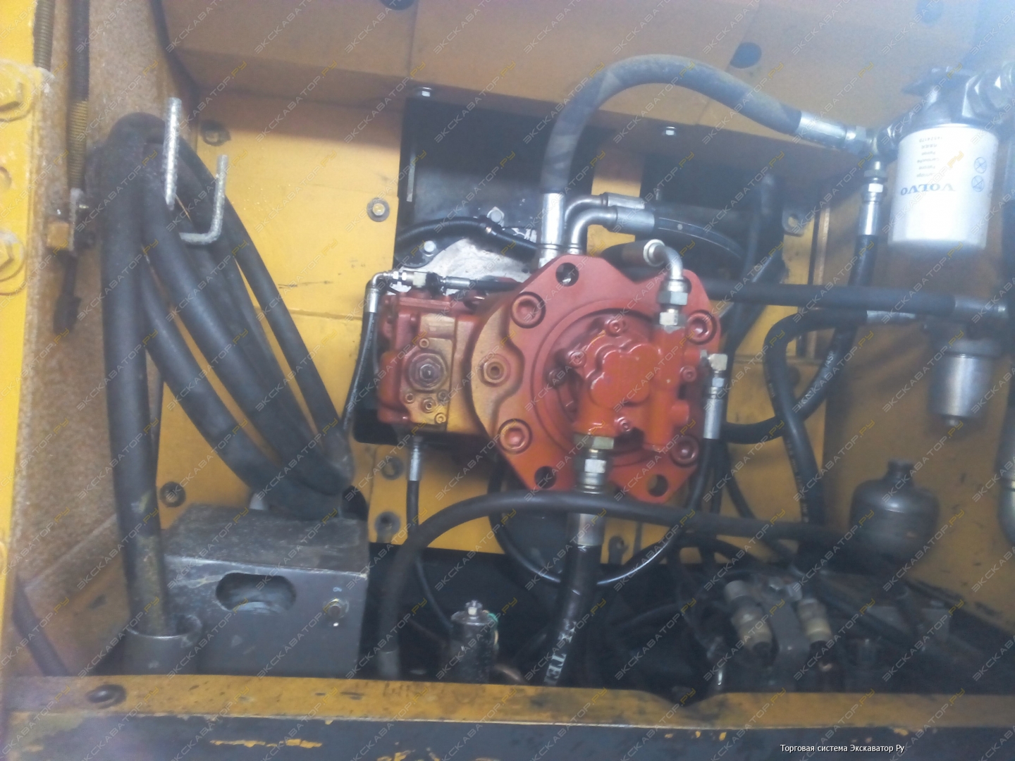 Volvo EC 210B [4]