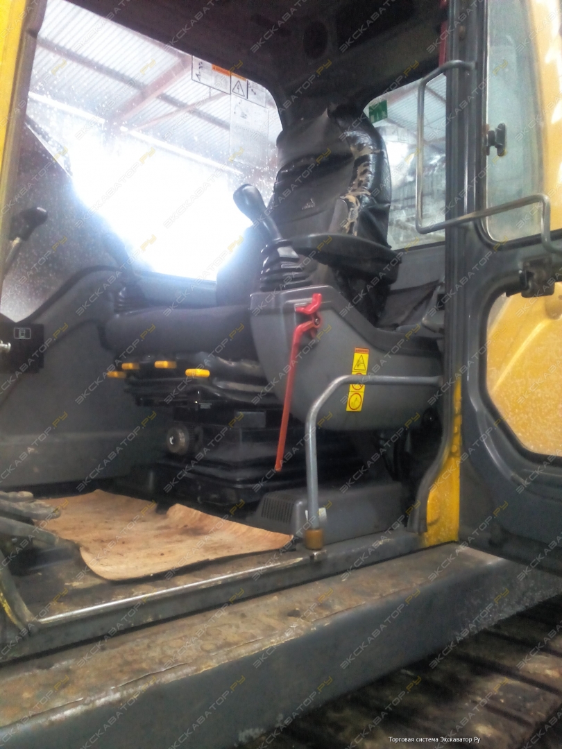 Volvo EC 210B [11]