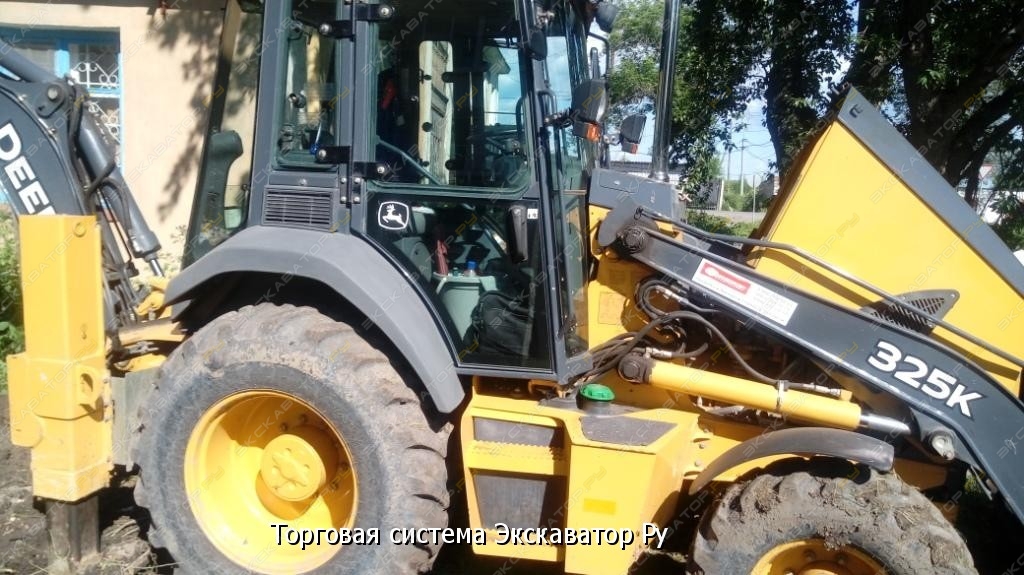 John Deere 325K [1]