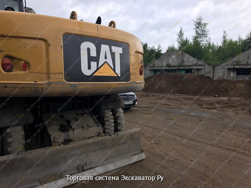 Caterpillar M318D [2]