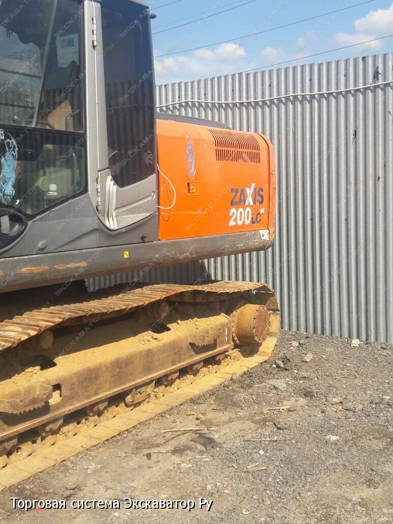 Hitachi ZAXIS 200LC [2]