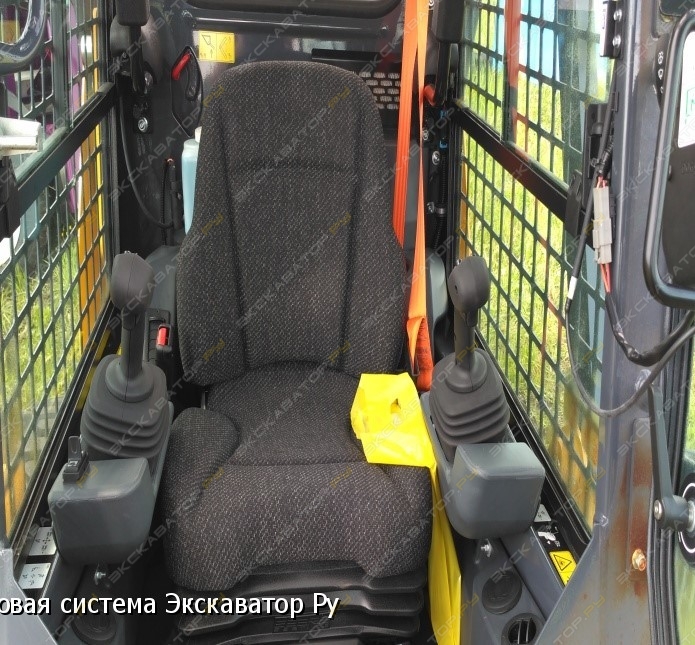 John Deere 318D [2]