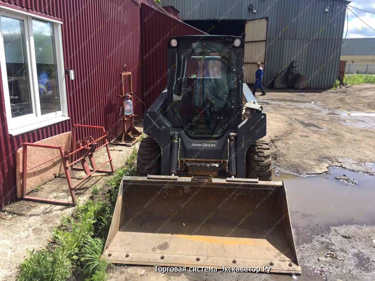 John Deere 318D [2]