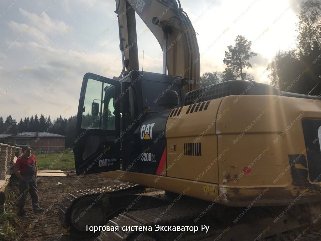 Caterpillar 320D L [2]