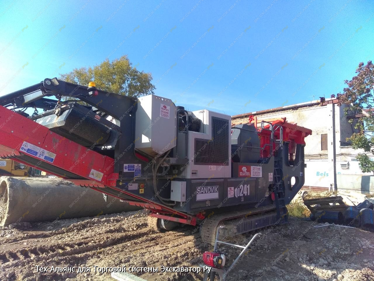 Sandvik QJ240 (Extec C-10+) [1]