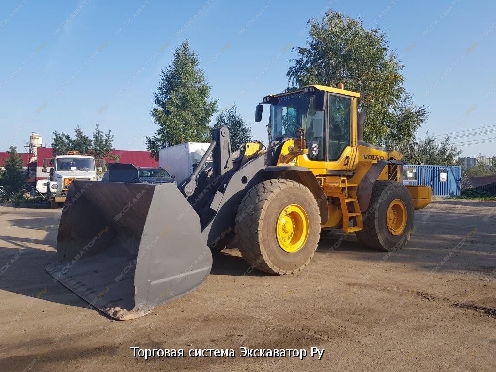 Volvo L120F [1]