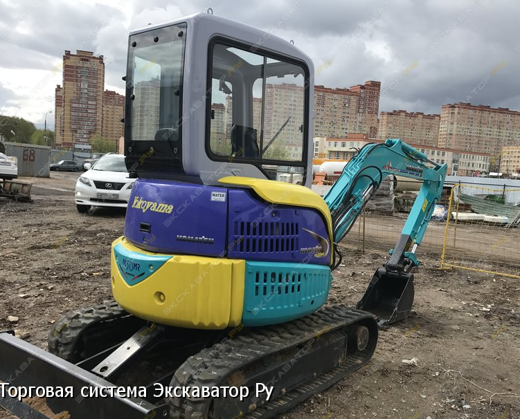 Komatsu PC30MR-1 [4]