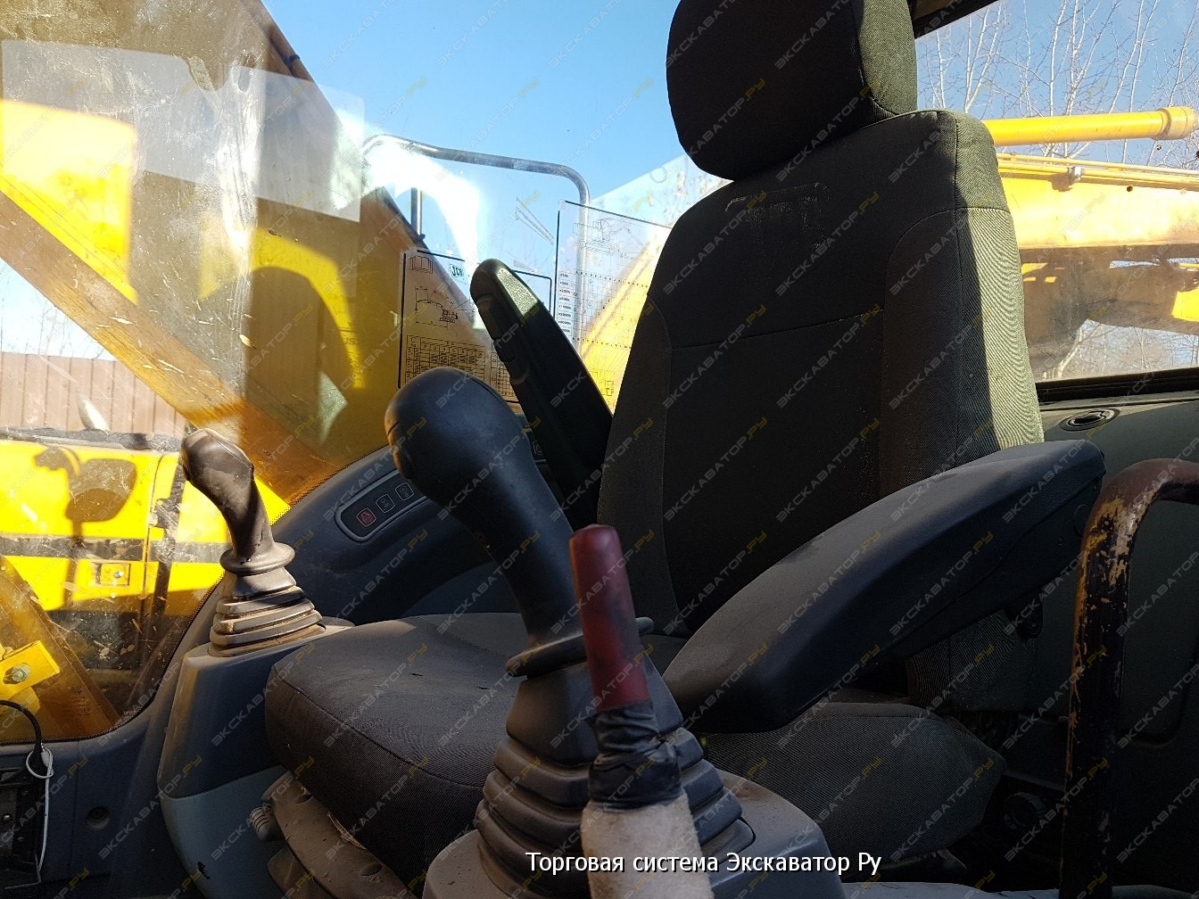 JCB JS 220 [2]
