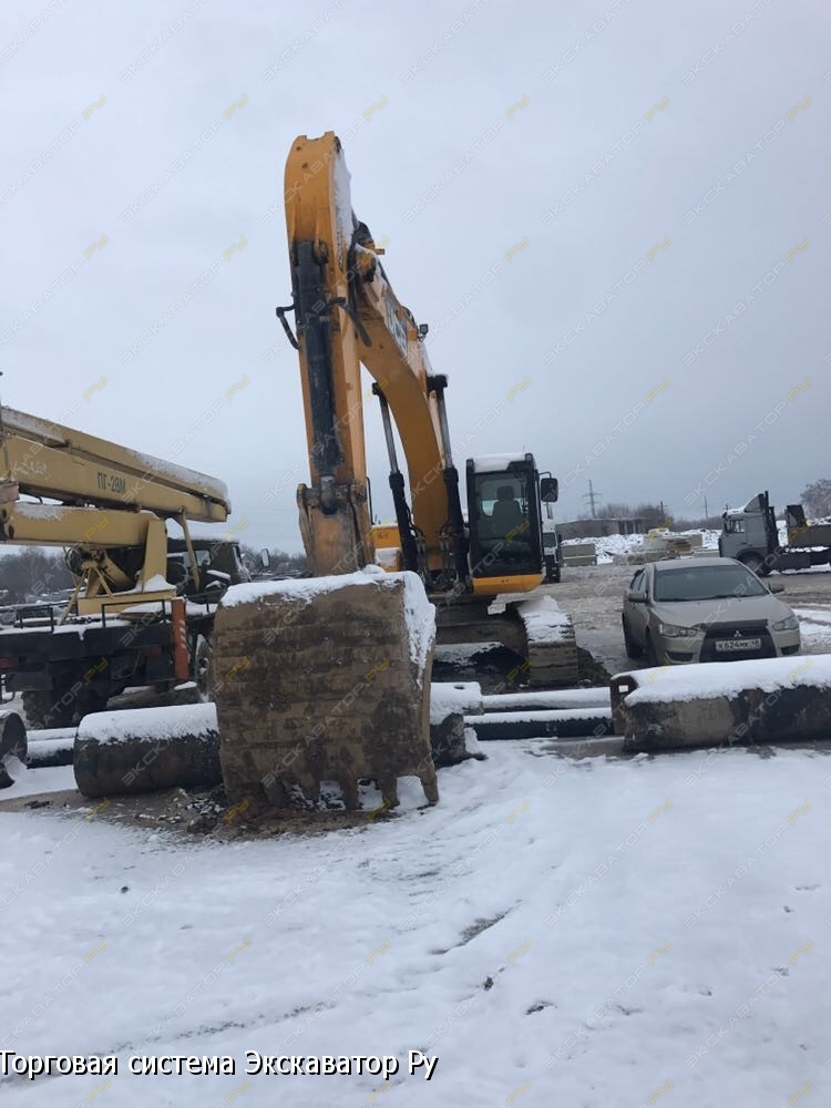 JCB JS 330LC [1]