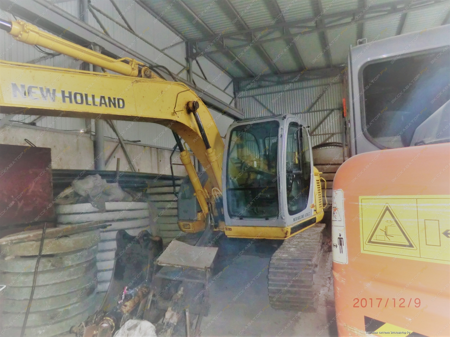 New Holland E135SR [2]