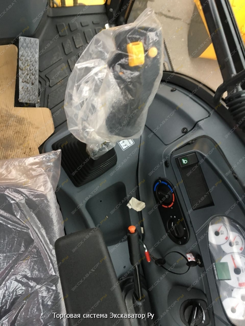 New Holland B115B [5]