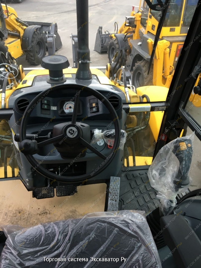 New Holland B115B [7]