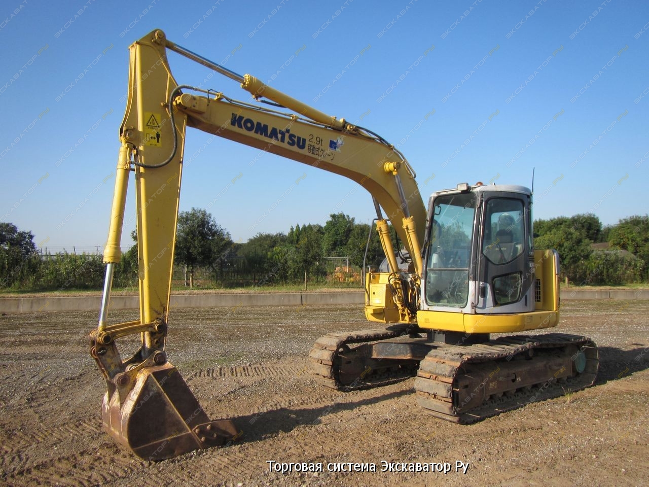 Komatsu PC128 [1]
