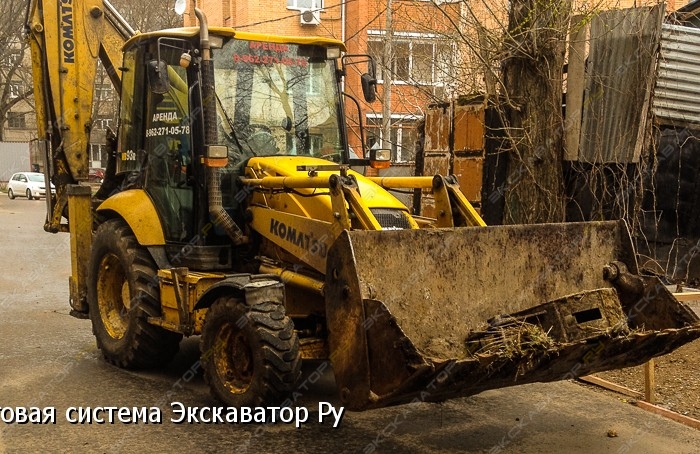 Komatsu WB93R-5 [1]