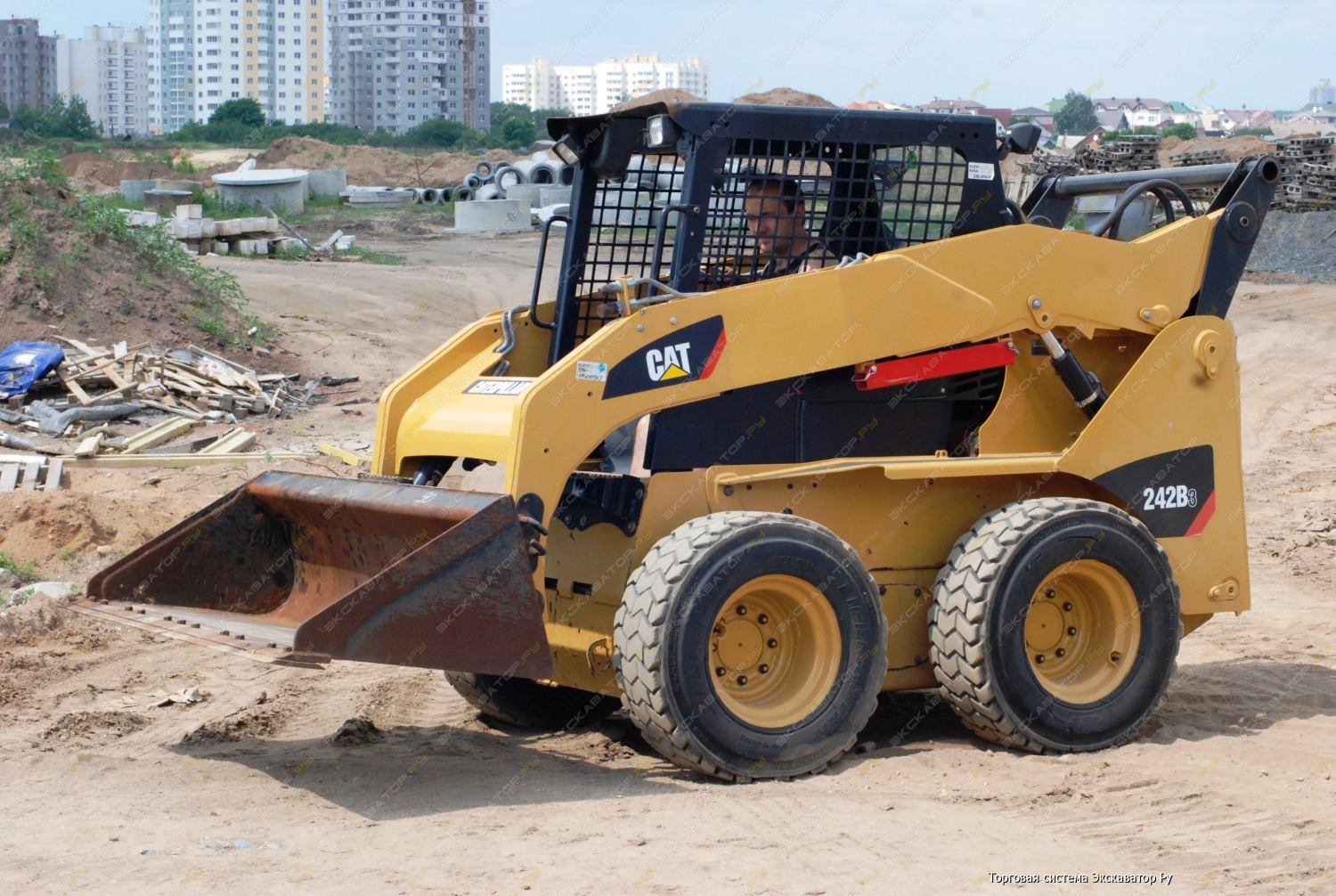 Caterpillar 242B Series 3 [7]