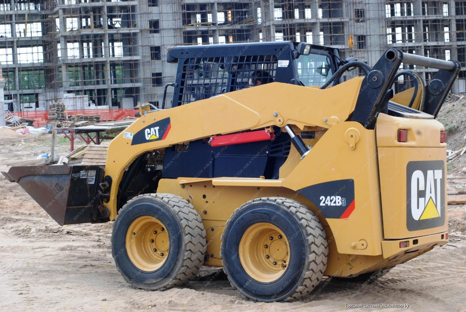 Caterpillar 242B Series 3 [9]