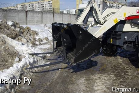 Terex TLB825 [1]