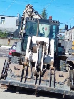 Terex TLB 890 [1]