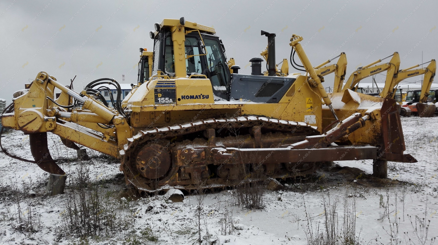 Komatsu D155A-5 [17]