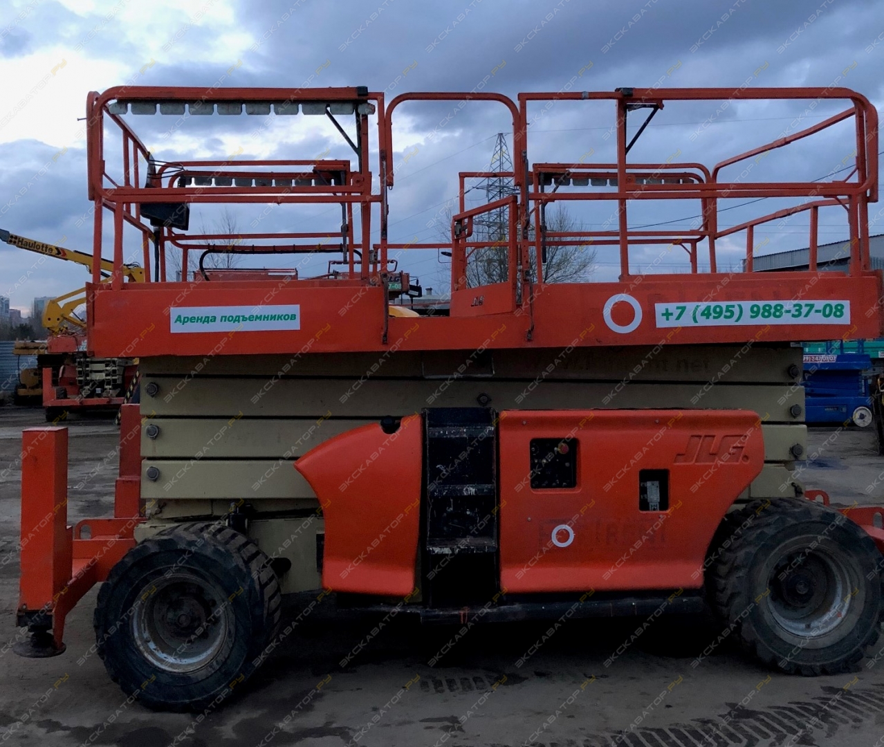 JLG 4394RT Scissor Lift [0]