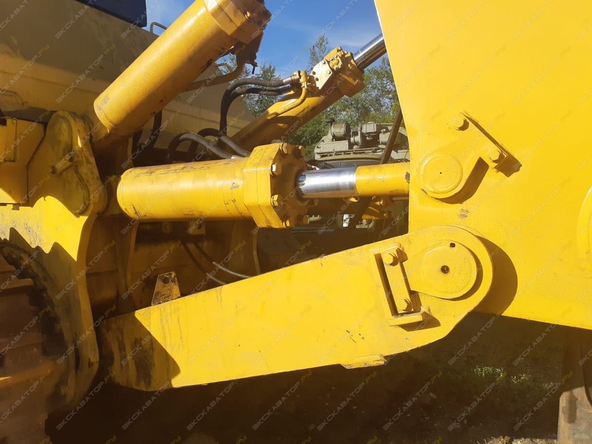 Komatsu D375A-5 [4]