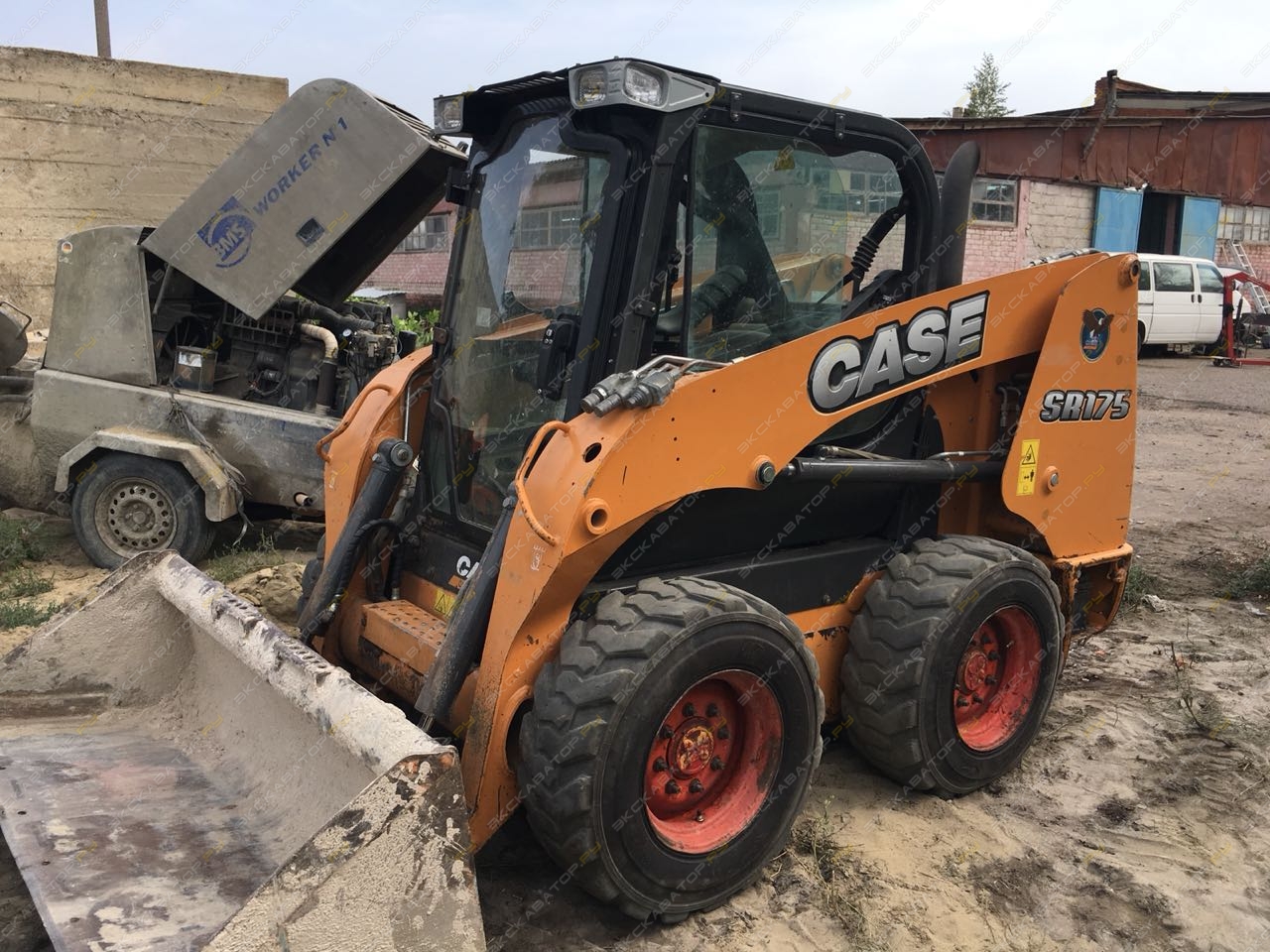 Case SR175 [1]
