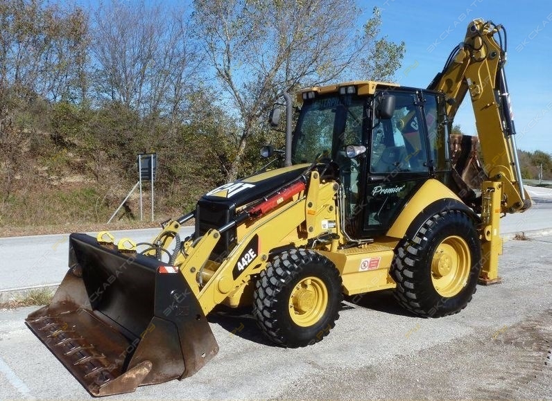 Caterpillar 442E [0]