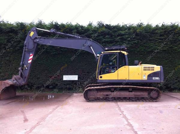 Volvo EC210C LC [6]