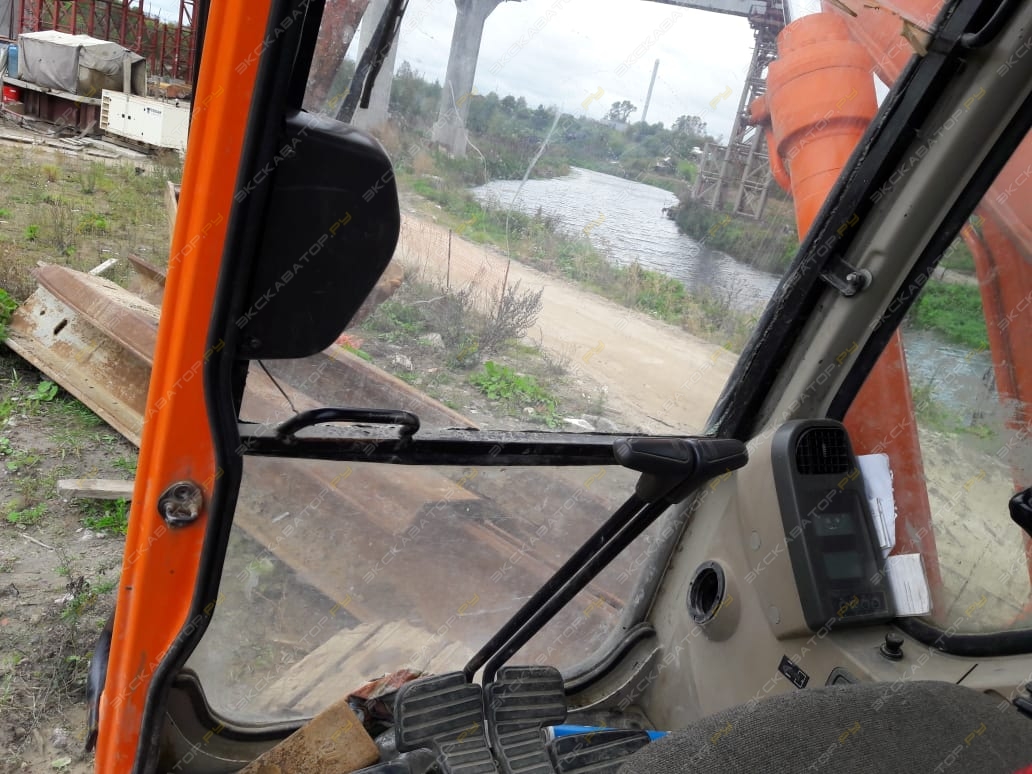 Daewoo SOLAR 225NLCV [12]