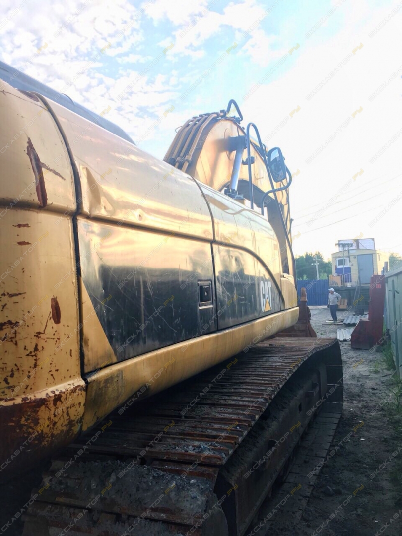 Caterpillar 320D L [4]