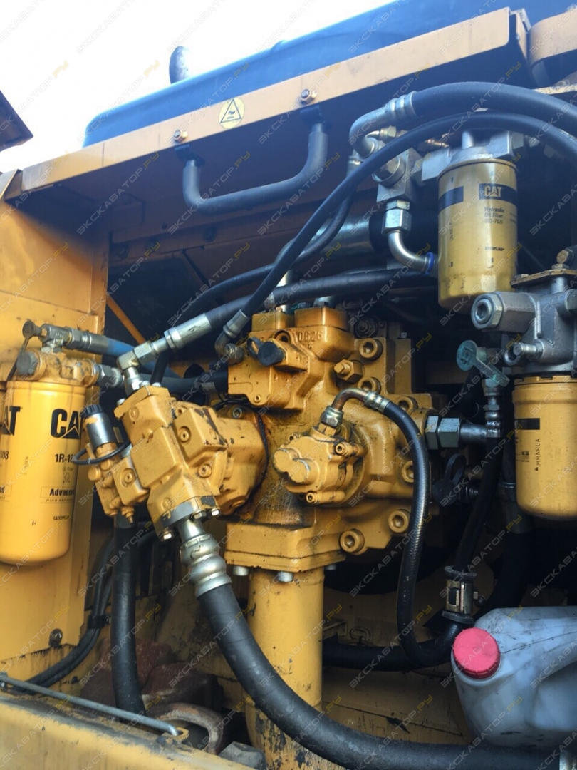 Caterpillar 320D L [5]