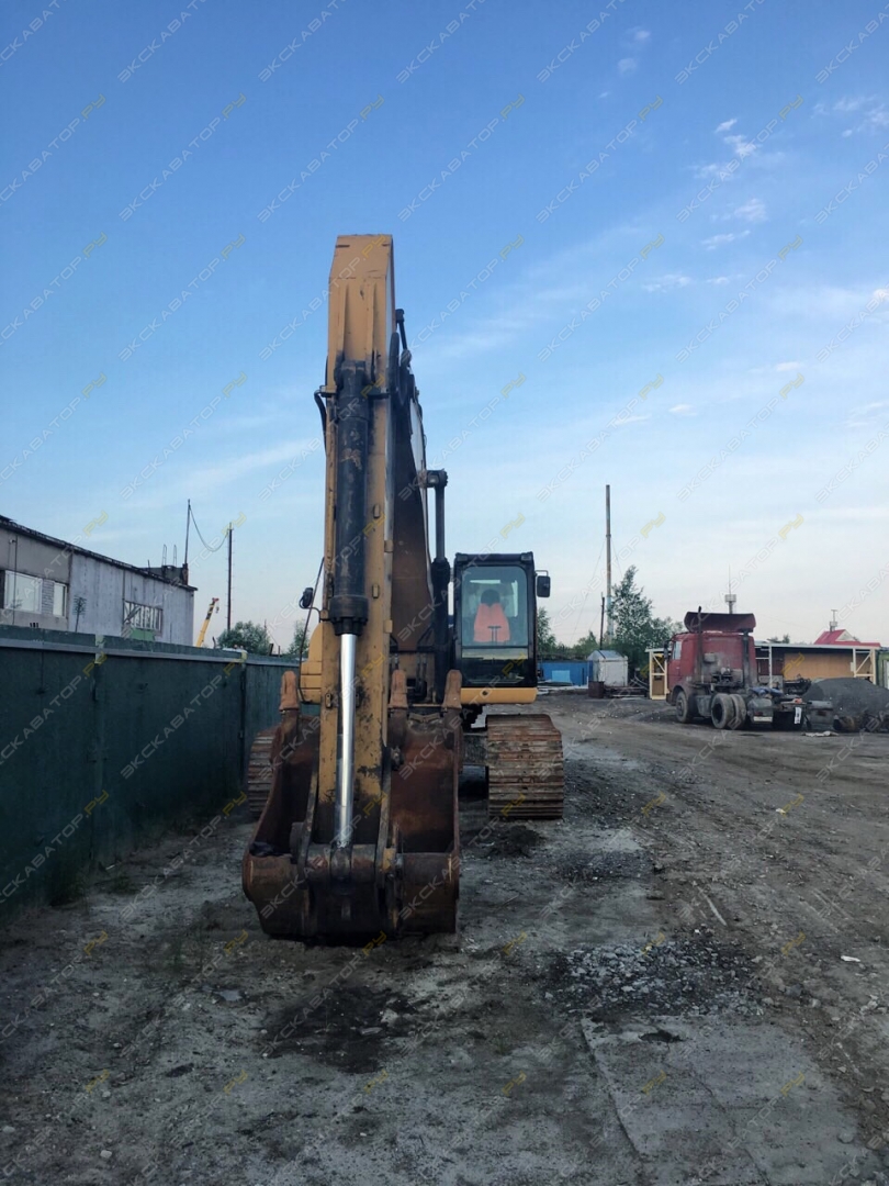 Caterpillar 320D L [10]