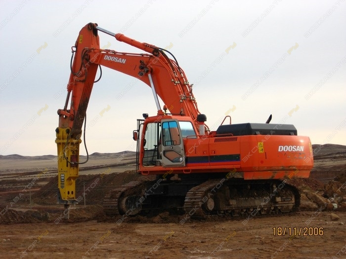 Daewoo SOLAR 420LC-V [1]