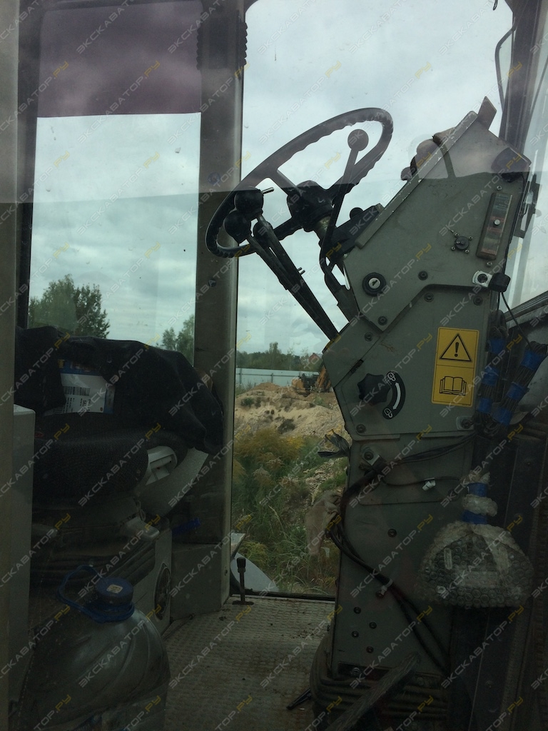 New Holland F156.6A [8]